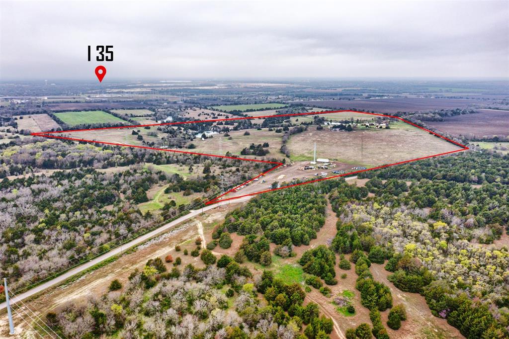 1414 South Bluegrove Road Lancaster, TX 75146 - Photo 23 of 35