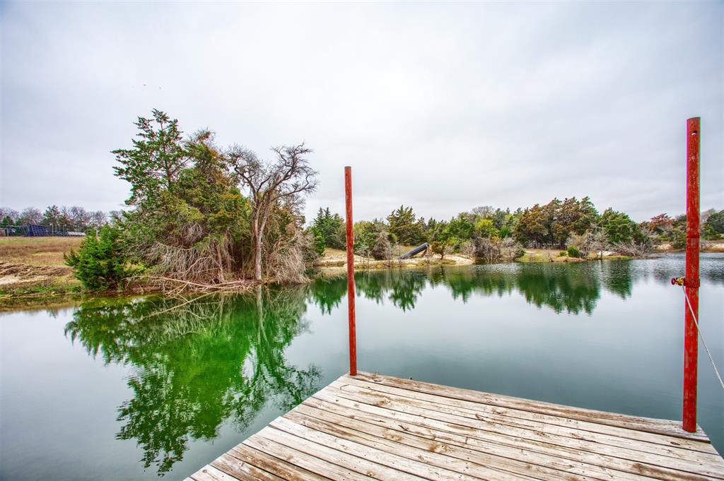 1414 South Bluegrove Road Lancaster, TX 75146 - Photo 5 of 35