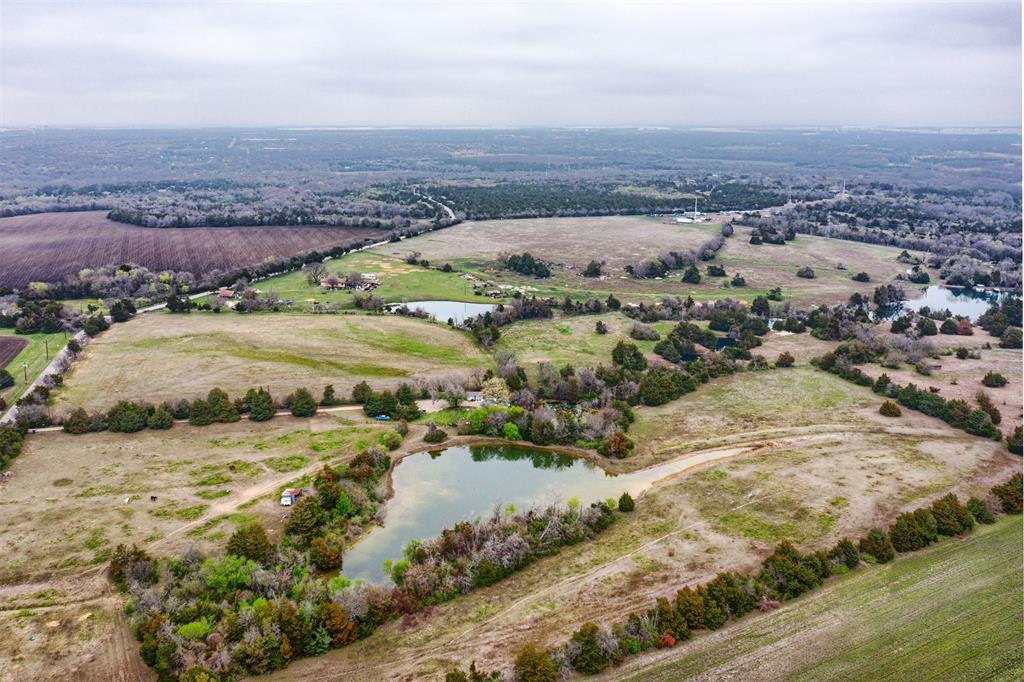 1414 South Bluegrove Road Lancaster, TX 75146 - Photo 10 of 35