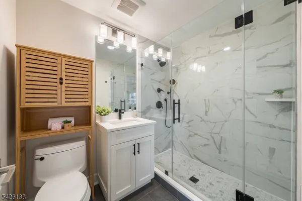$1,895,000 | 59 New England Avenue, Unit 5, Summit, NJ 07901