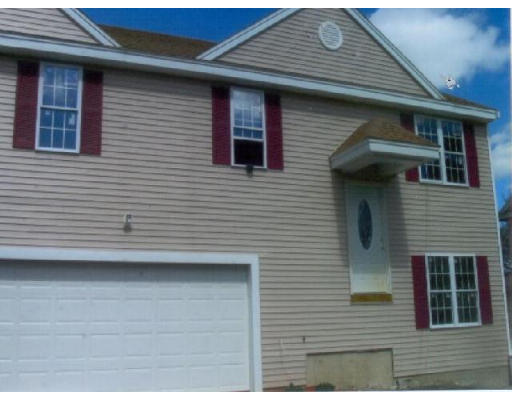 19 Halmstad Street Worcester, MA 01607 - Photo 1 of 3 Gallery Image 1
