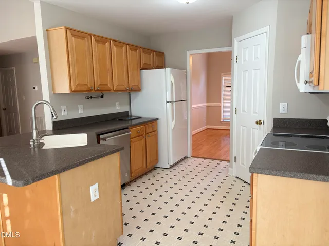 $2,200 | 820 Siena Drive, Wake Forest, NC 27587