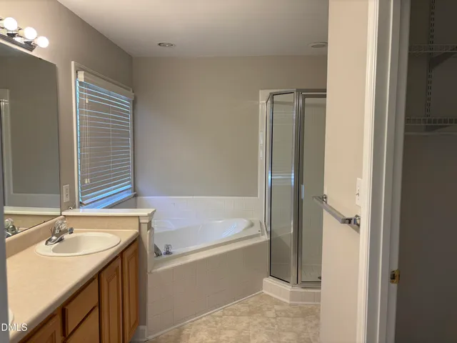 $2,200 | 820 Siena Drive, Wake Forest, NC 27587