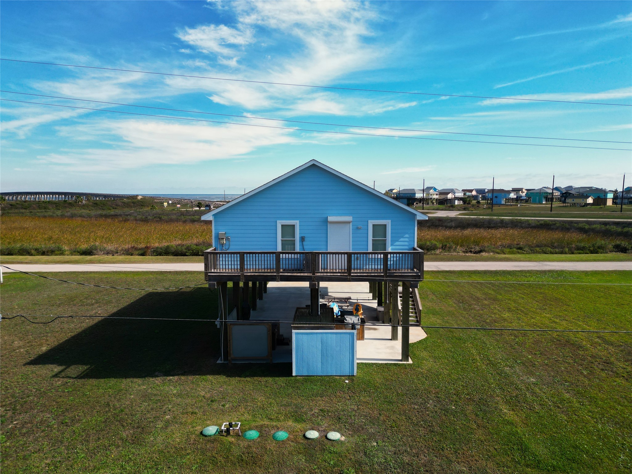 131 Pieces Of 8 Freeport, TX 77541 - Photo 12 of 43 a view of a terrace with a garden
