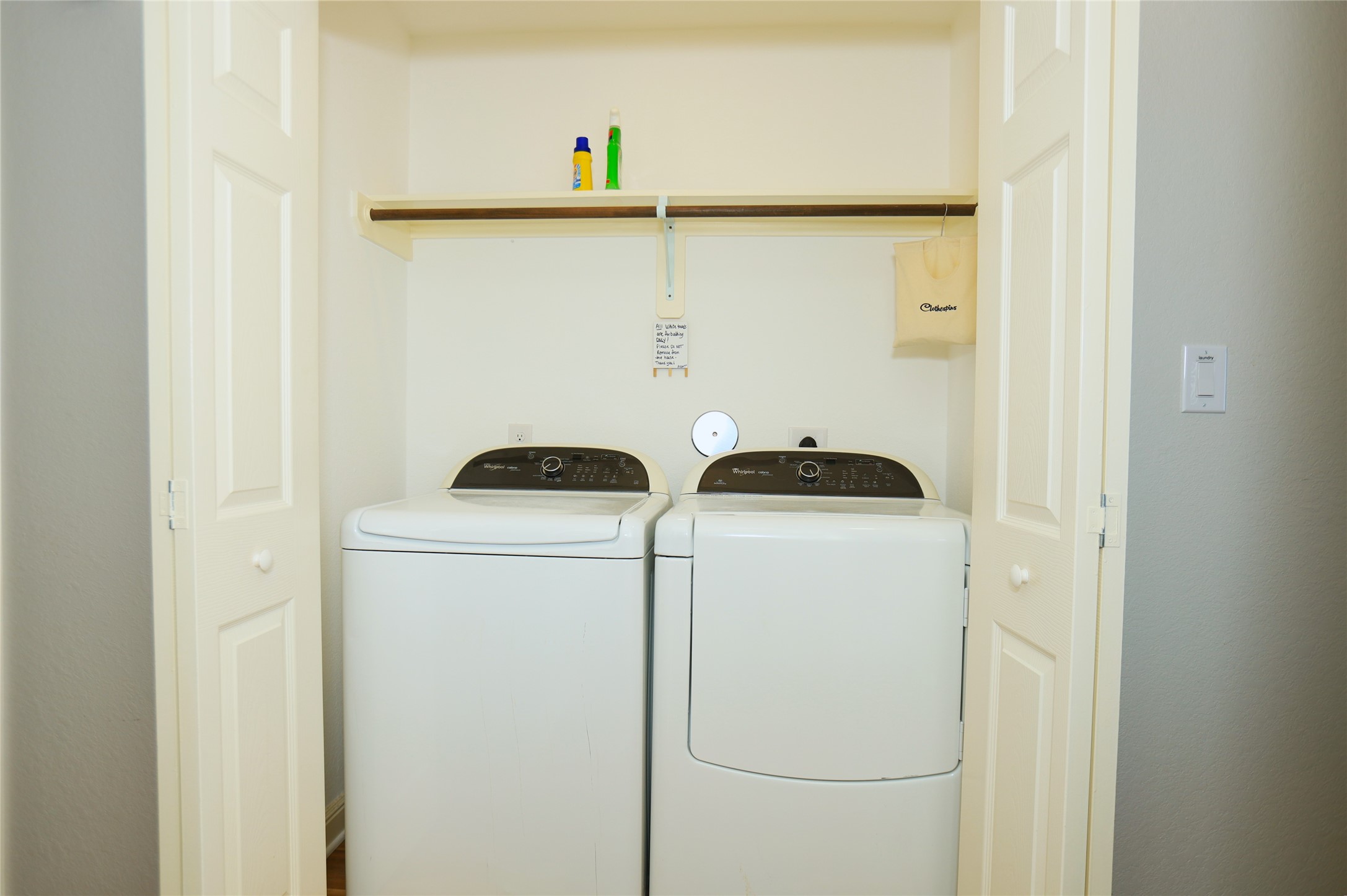 131 Pieces Of 8 Freeport, TX 77541 - Photo 43 of 43 a utility room with dryer and washer
