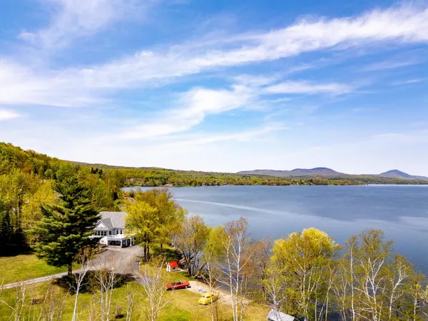 $2,500,000 | 57 Farrants Point, Newport, VT 05855