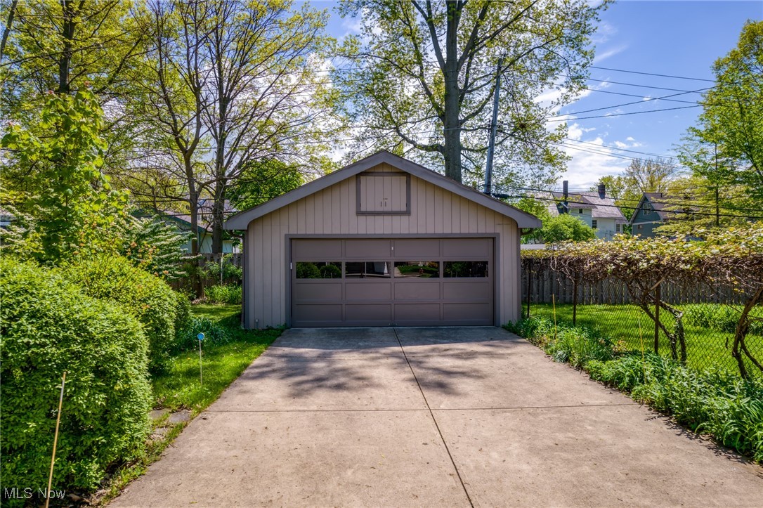 3294 Clarendon Road Cleveland, OH 44118 - Photo 31 of 32 Gallery Image 31