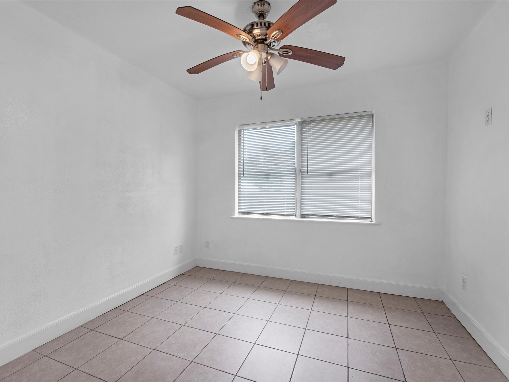 838 Rosewick Street Houston, TX 77015 - Photo 9 of 12