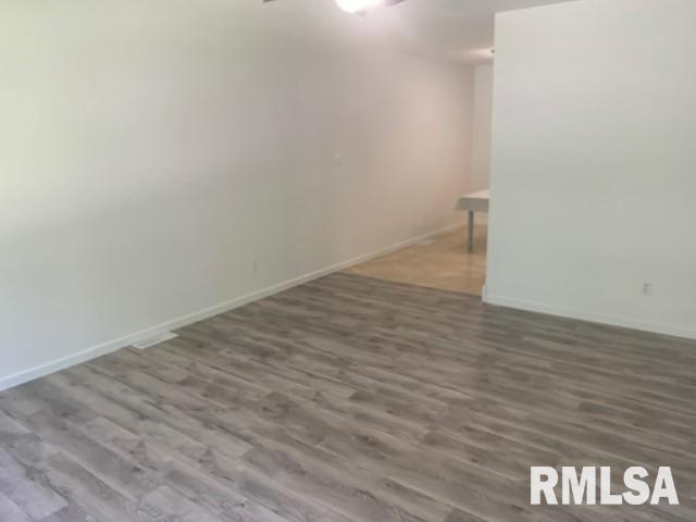 100 Windsor Road Springfield, IL 62702 - Photo 14 of 31