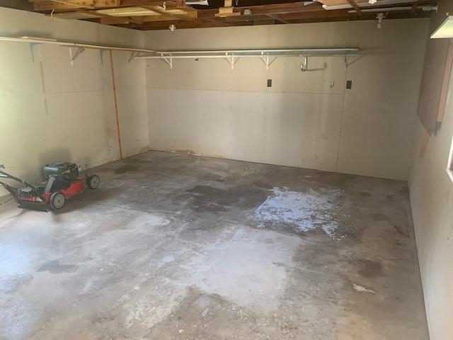 100 Windsor Road Springfield, IL 62702 - Photo 28 of 31