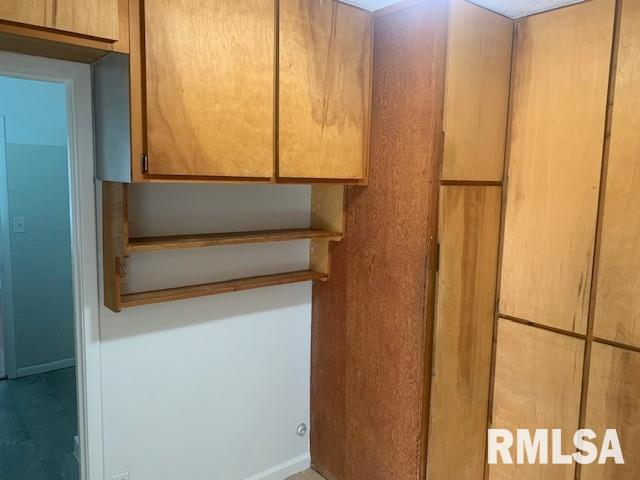100 Windsor Road Springfield, IL 62702 - Photo 30 of 31