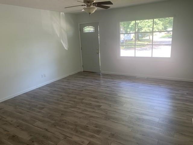 100 Windsor Road Springfield, IL 62702 - Photo 3 of 31