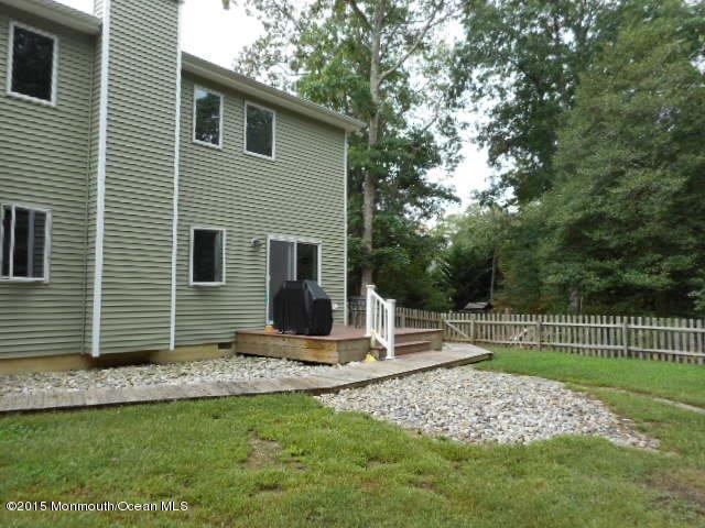 1264 Ridge Avenue Manahawkin, NJ 08050 - Photo 4 of 9 007