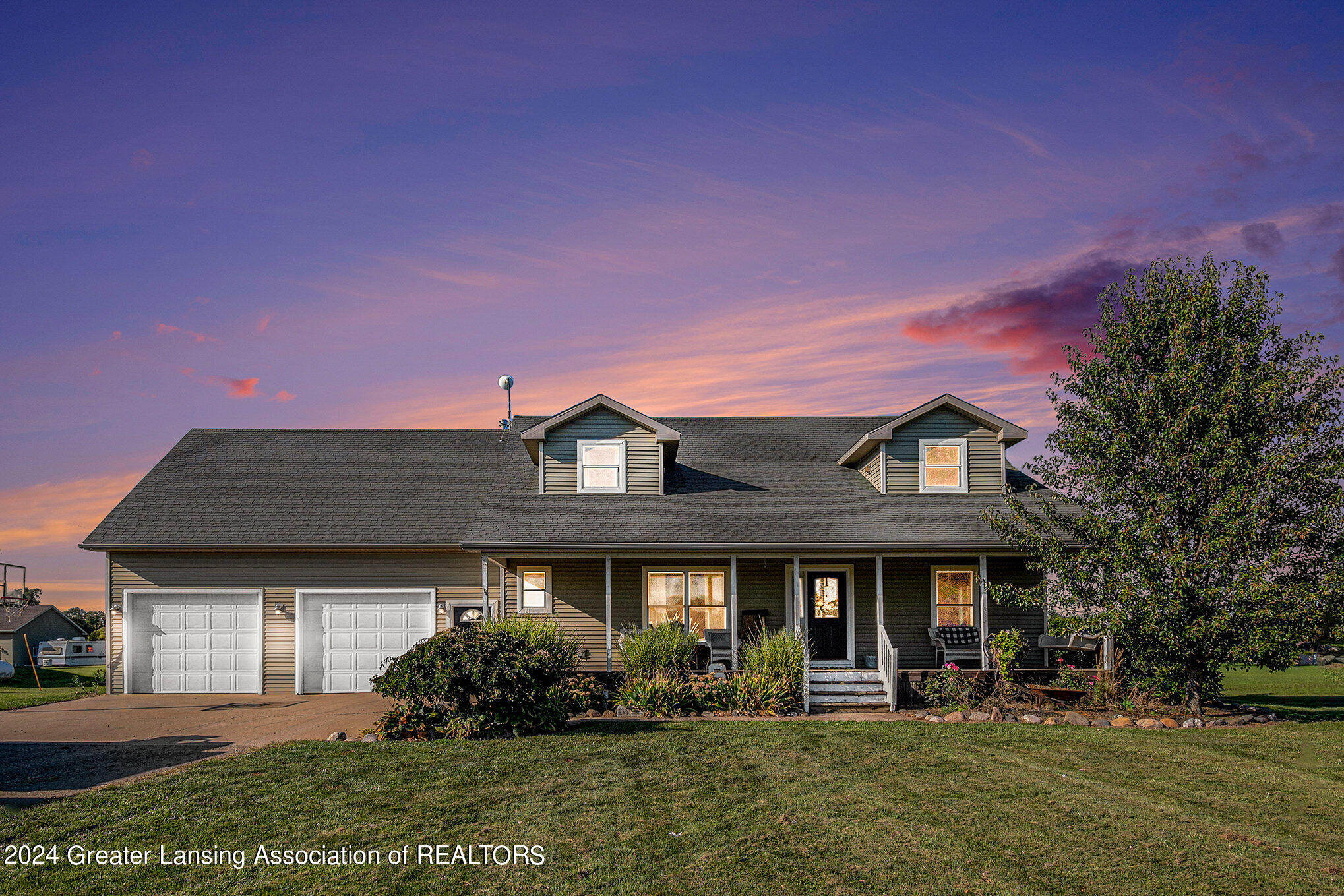 4113 East Jason Road St. Johns, MI 48879 - Photo 2 of 45 002_ndp8327-twilight