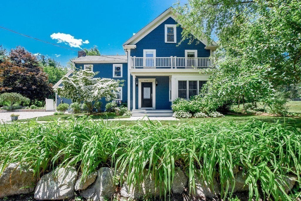 670 Front Street Marion, MA 02738 - Photo 2 of 41