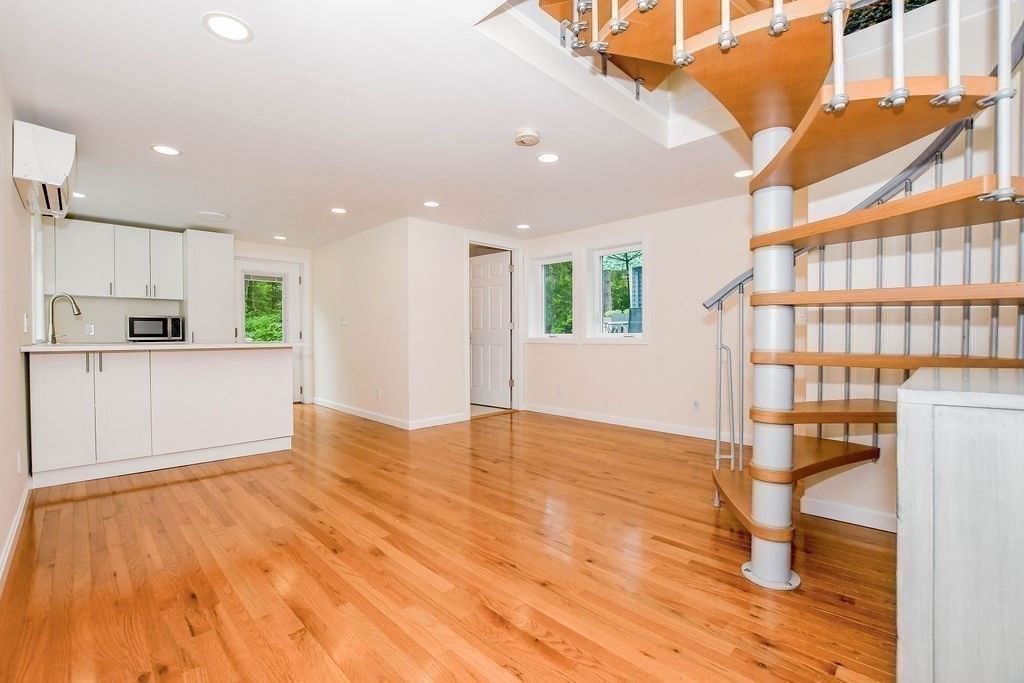 670 Front Street Marion, MA 02738 - Photo 31 of 41