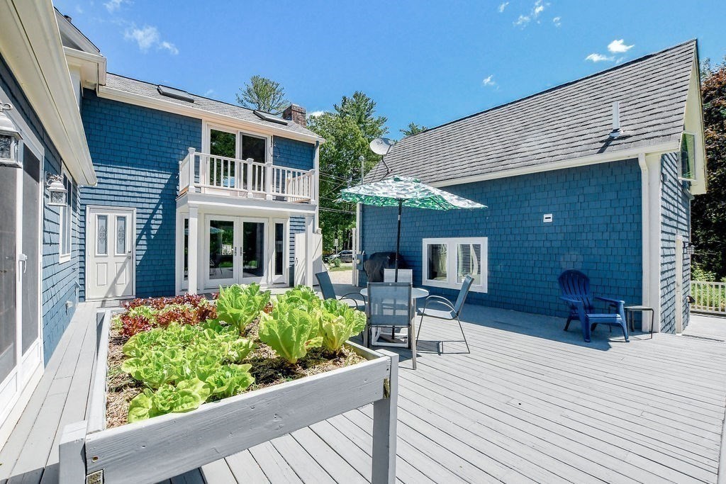 670 Front Street Marion, MA 02738 - Photo 4 of 41