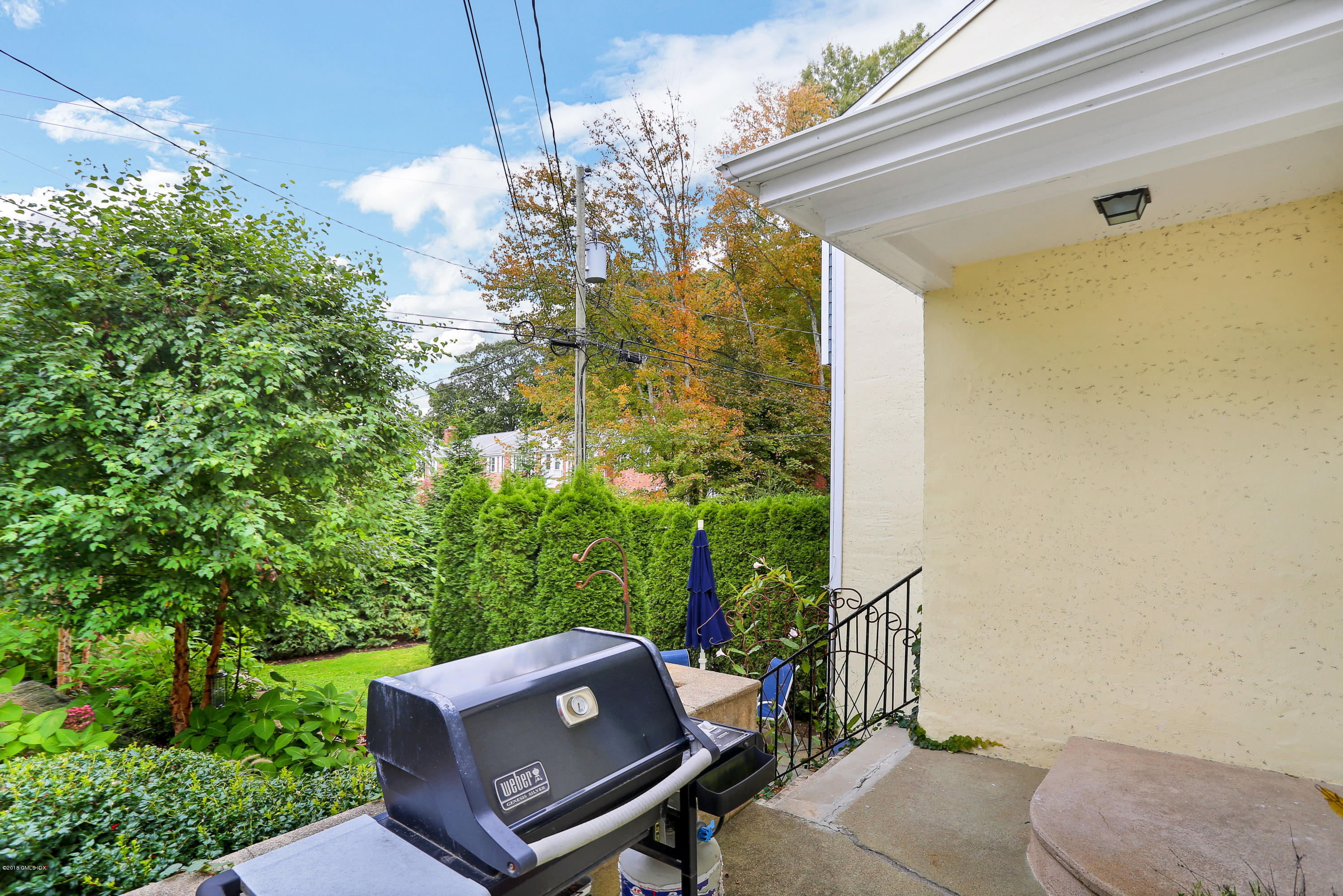 98 Valley Road, Unit 3 Cos Cob, CT 06807 - Photo 19 of 22 98 Valley Rd Unit APT 3 Cos-print-023-26