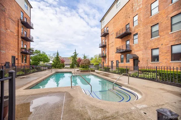 $115,000 | 6533 East Jefferson Avenue, Unit 326E, Detroit, MI 48207
