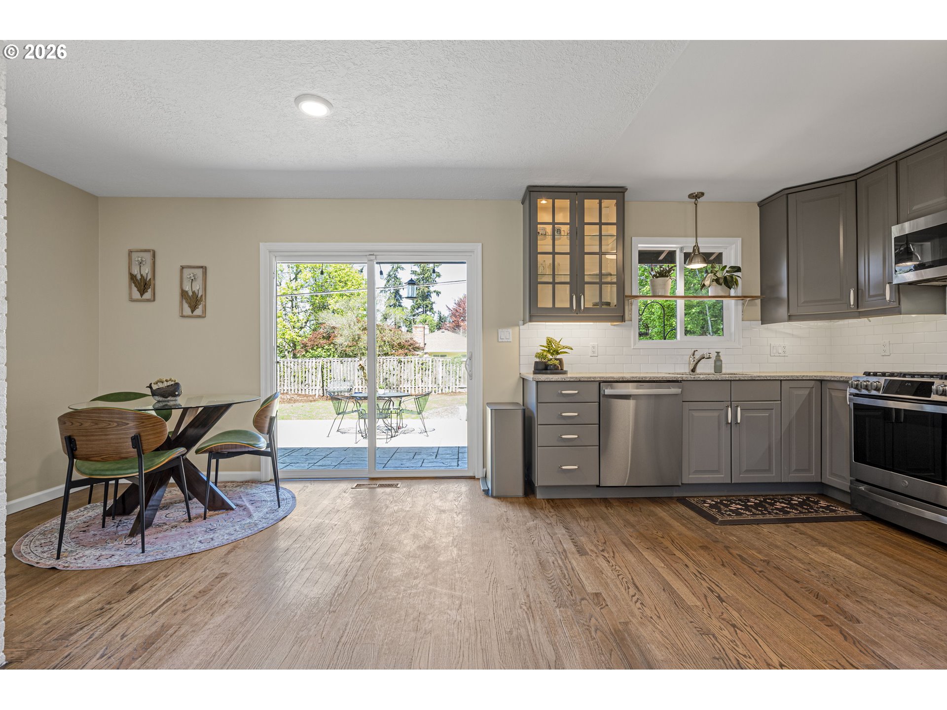 12865 Southwest Faircrest Street Portland, OR 97225 - Photo 12 of 36