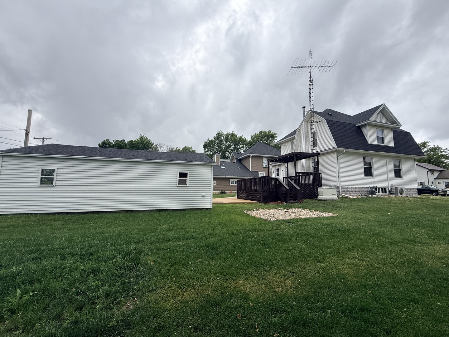 217 West Chestnut Street Compton, IL 61318 - Photo 2 of 43