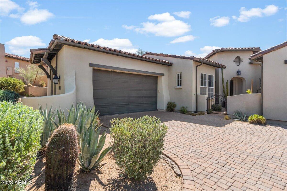 8953 East Mountain Spring Road Scottsdale, AZ 85255 - Photo 26 of 30 2 Car Garage