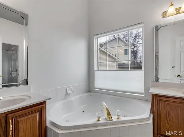 $499,000 | 2146 Meramec Ridge Court, Fenton, MO 63026