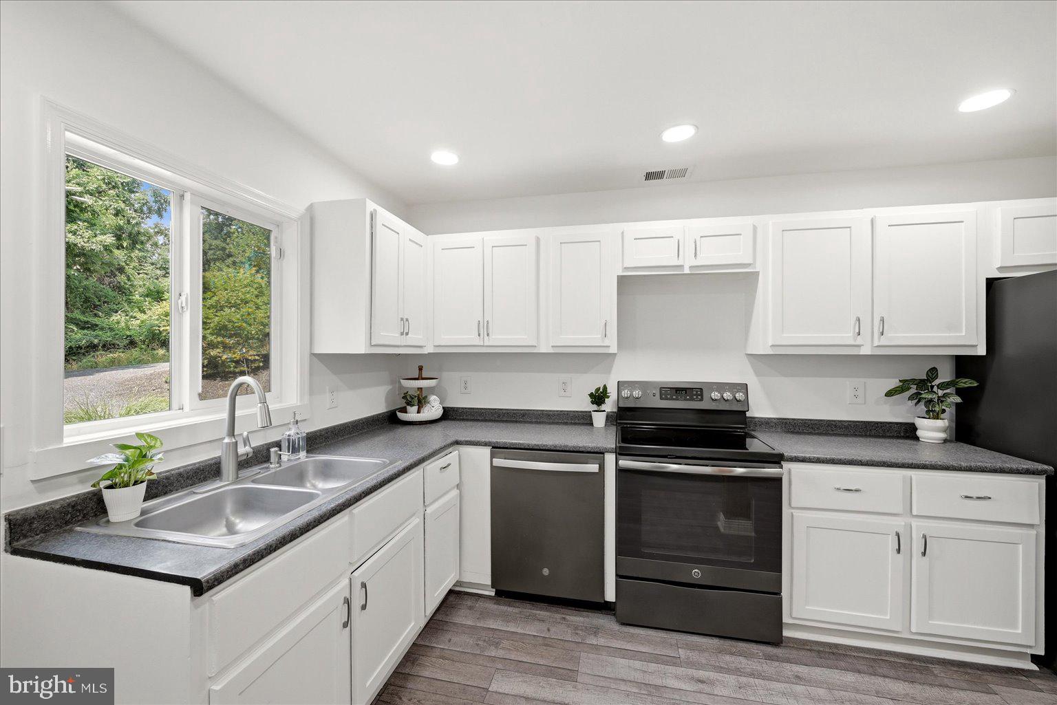 32 Parnassus Road Linden, VA 22642 - Photo 14 of 64 Gallery Image 14