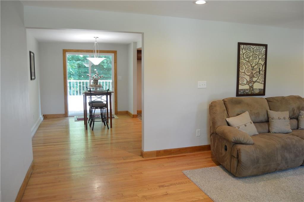 426 Shrine Road Springfield, OH 45504 - Photo 8 of 42