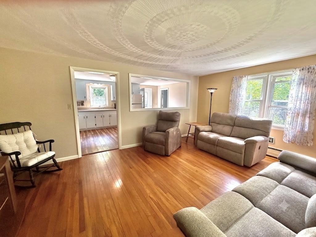 9 R Gates Terrace Sterling, MA 01564 - Photo 9 of 21 Gallery Image 9