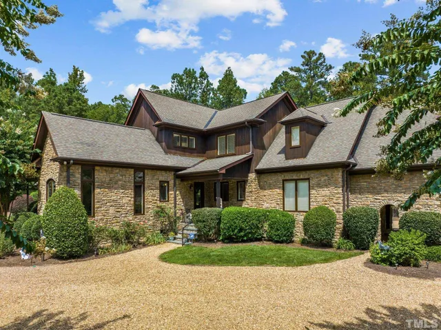 $2,950,000 | 2 American Court, Apex, NC 27523