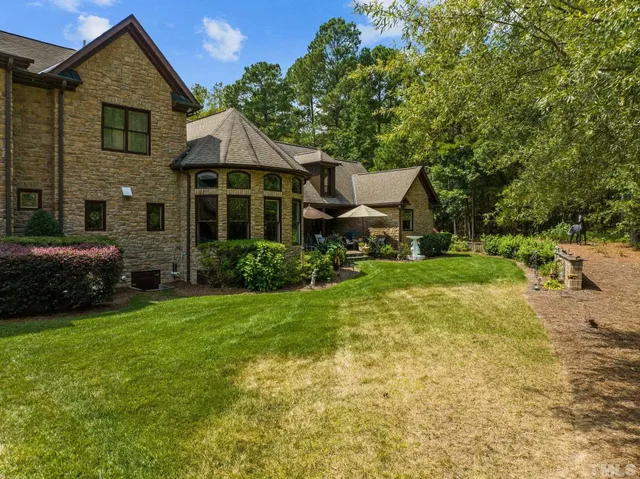 $2,950,000 | 2 American Court, Apex, NC 27523