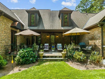 $2,950,000 | 2 American Court, Apex, NC 27523