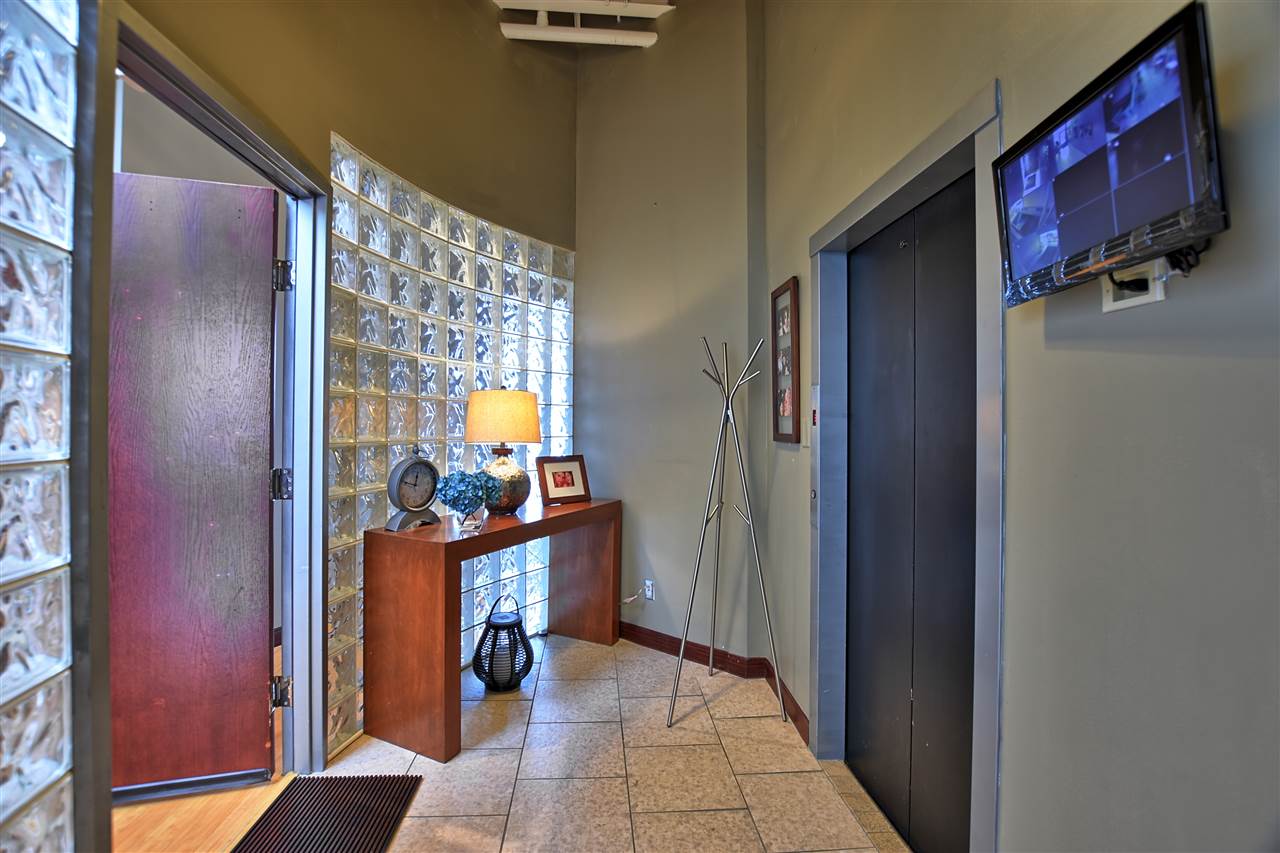 323 Main Street, Unit E Evansville, IN 47708 - Photo 2 of 35