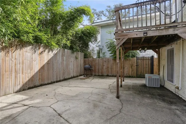 $335,000 | 4409 Carondelet Street, Unit B, New Orleans, LA 70115