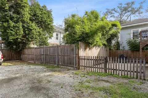 $350,000 | 4409 Carondelet Street, Unit B, New Orleans, LA 70115
