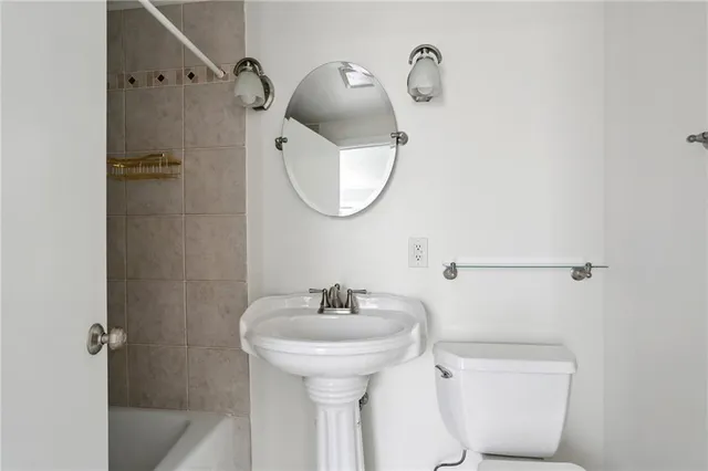 $335,000 | 4409 Carondelet Street, Unit B, New Orleans, LA 70115