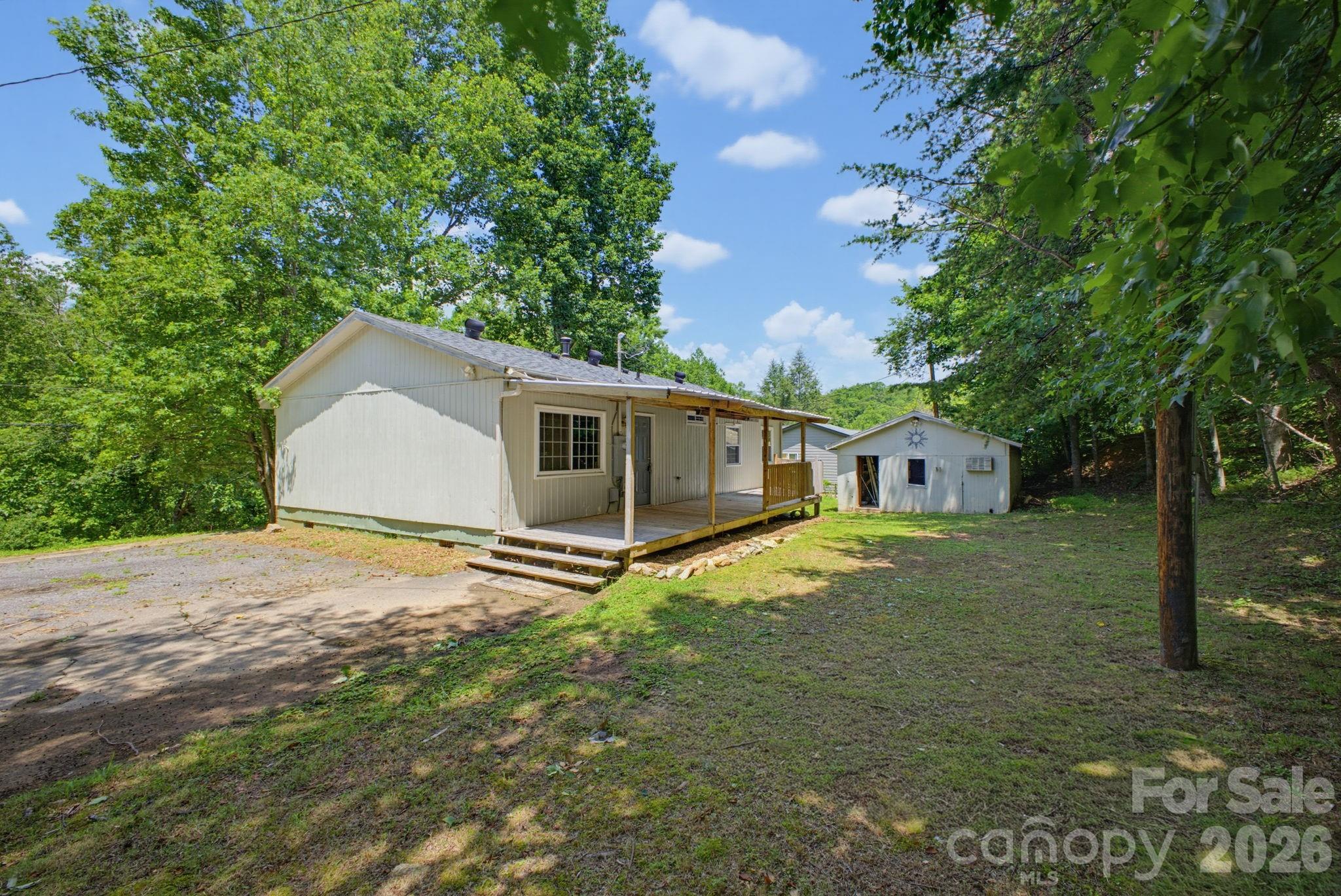 488 John Swofford Road Nebo, NC 28761 - Photo 3 of 25