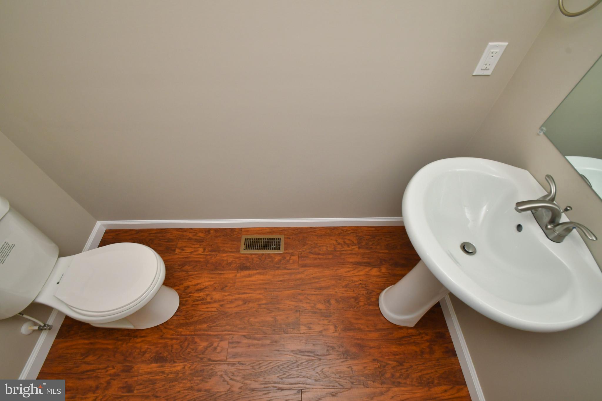 3003 Wells Avenue Sparrows Point, MD 21219 - Photo 14 of 25 Powder Room