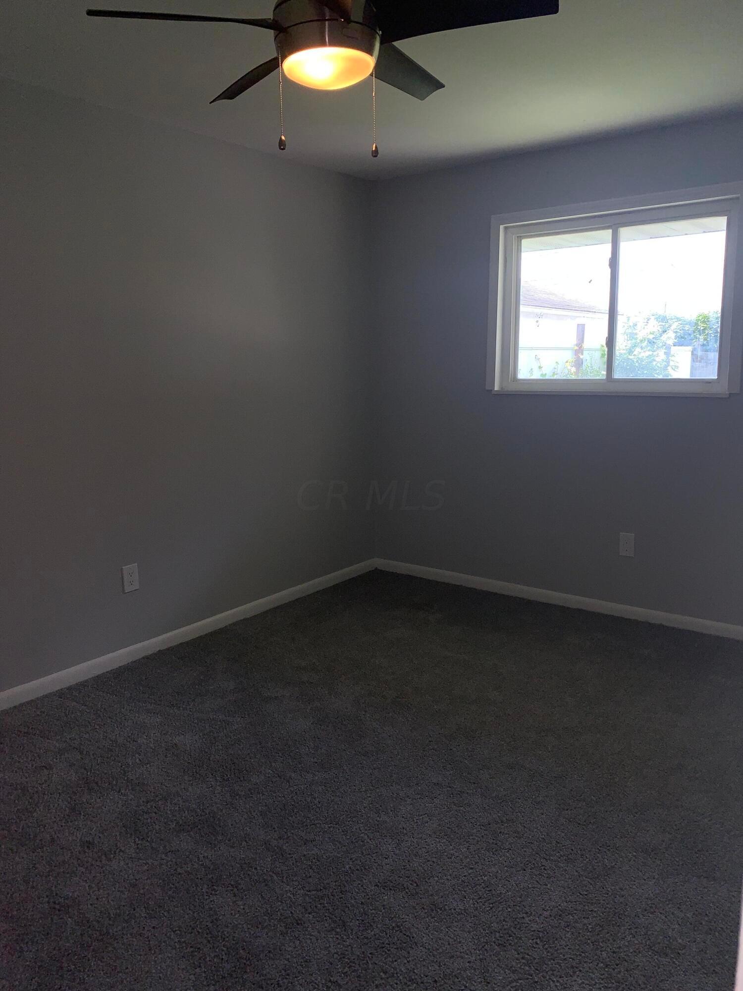 925 Hilock Road Columbus, OH 43207 - Photo 17 of 18 759F26BF-8B79-4FCF-A825-5BDE16140099