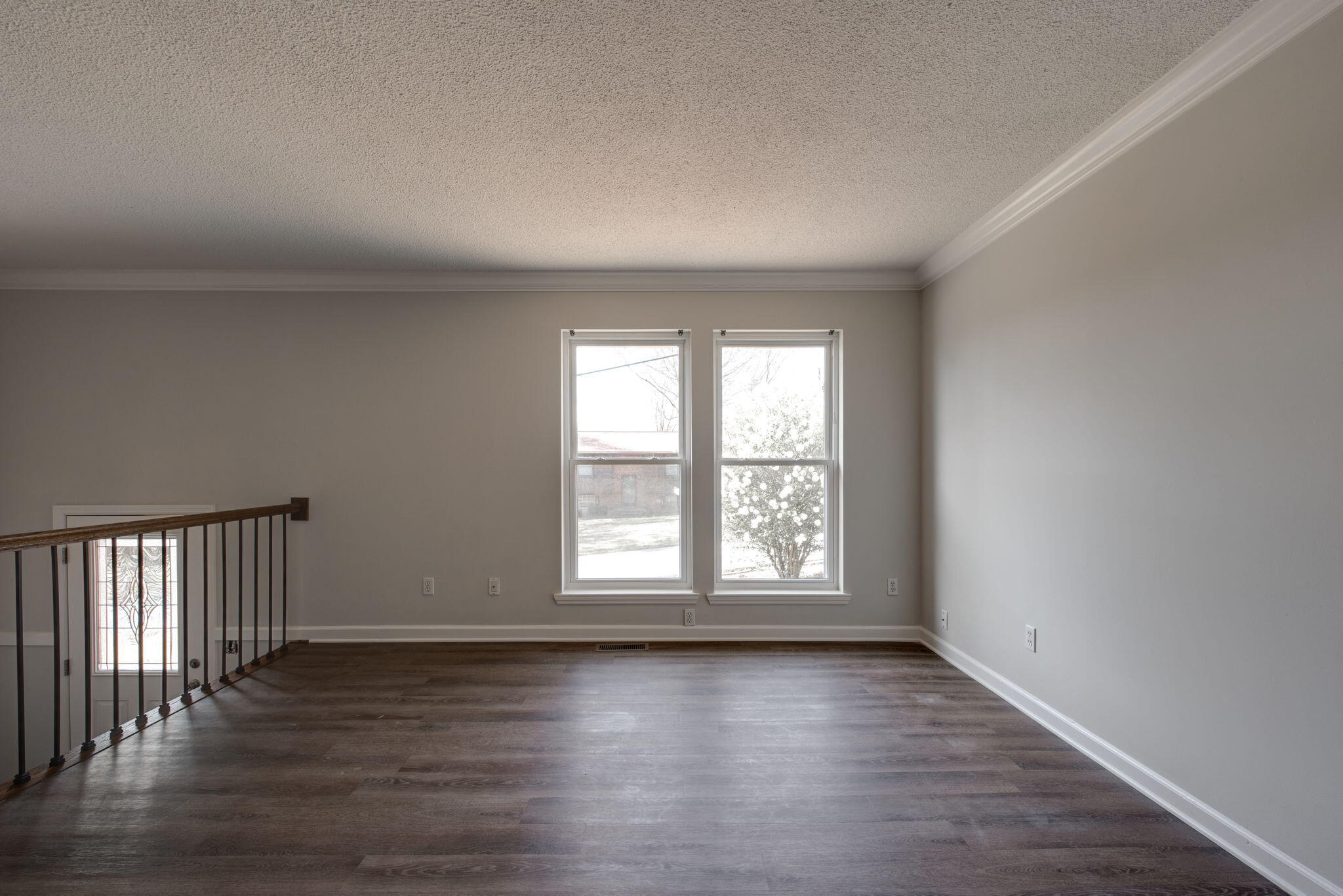 1173 Boy Scout Road Hixson, TN 37343 - Photo 5 of 45 Lots of Natural Light
