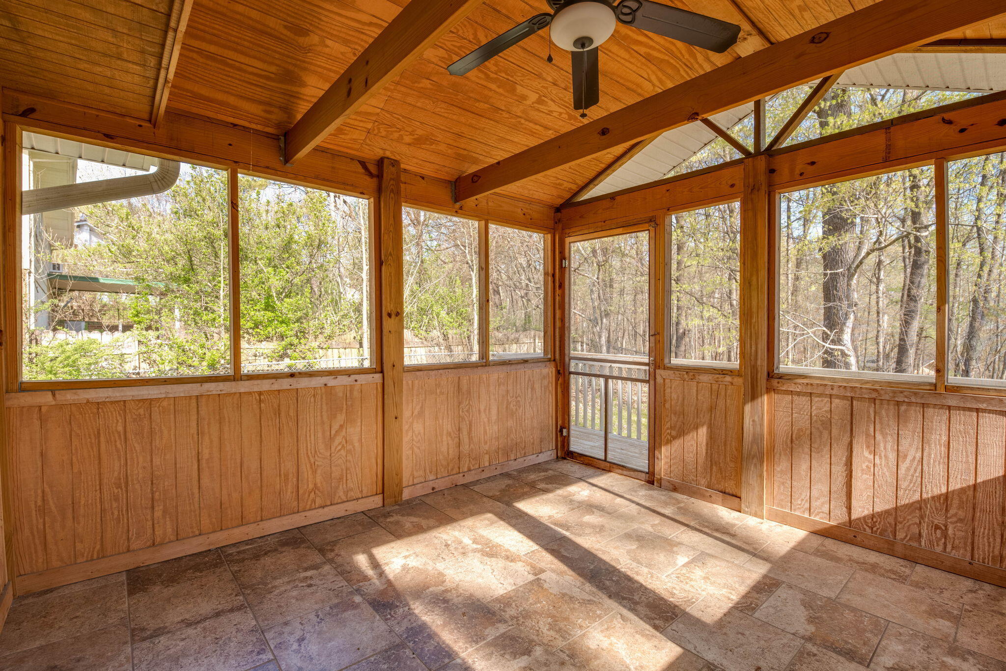 1173 Boy Scout Road Hixson, TN 37343 - Photo 9 of 45 Additional Living Space Outside