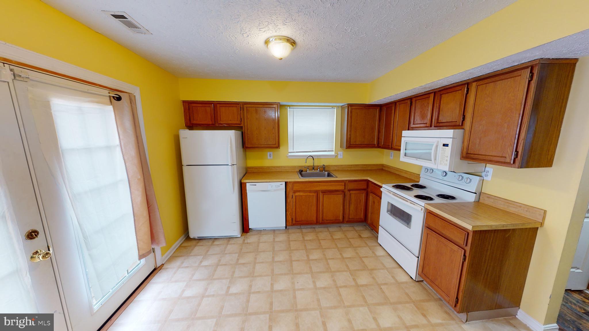 6510 Alopex Road Waldorf, MD 20603 - Photo 12 of 35