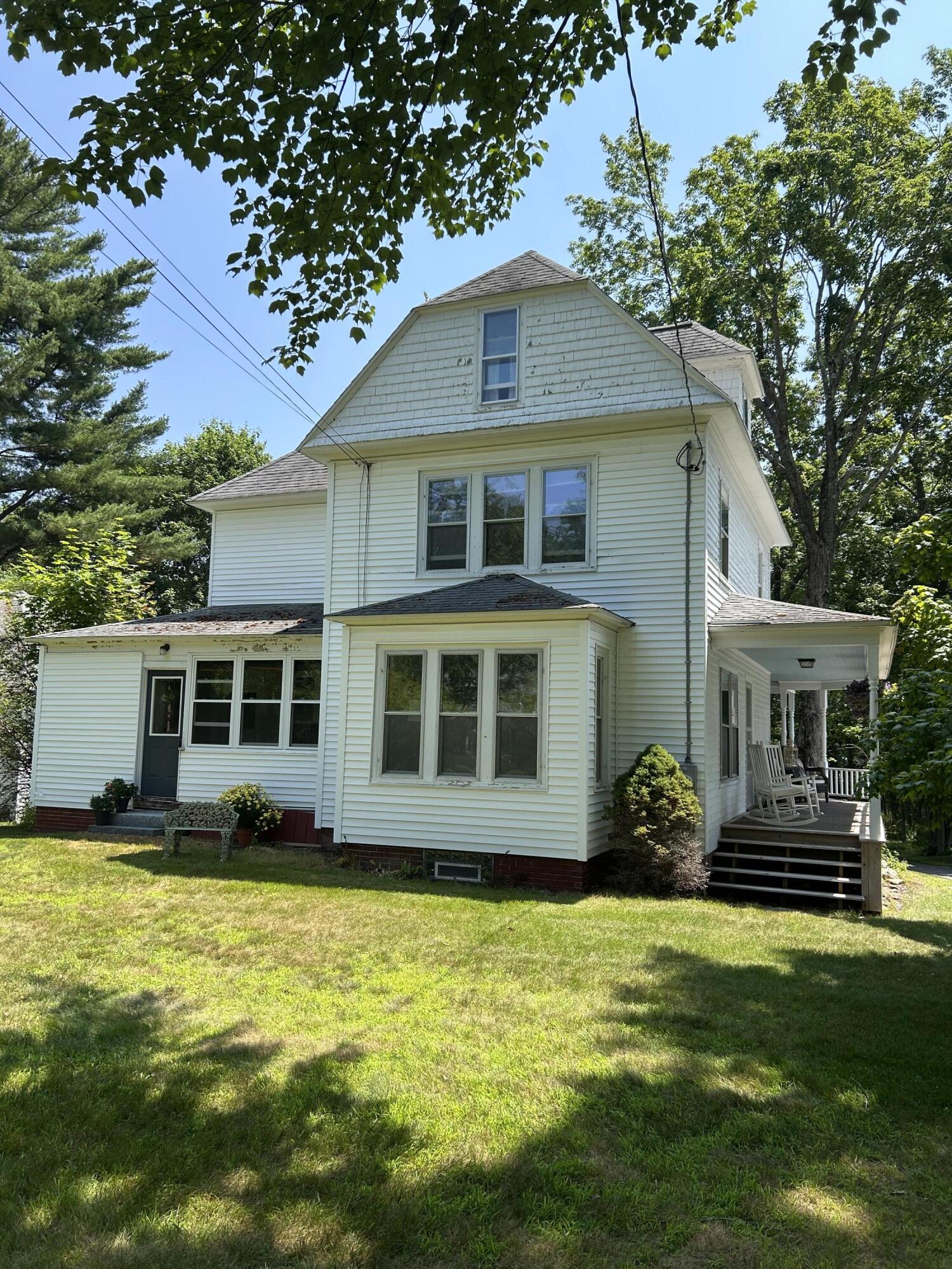 199 Foreside Road Falmouth, ME 04105 - Photo 2 of 36 720BCD7F-42ED-4588-903B-EF89928A29A0