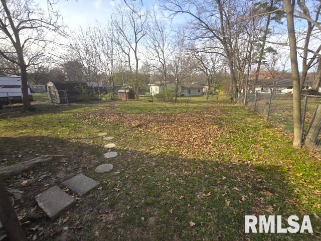 2012 East Richview Road Mount Vernon, IL 62864 - Photo 11 of 36 Gallery Image 11