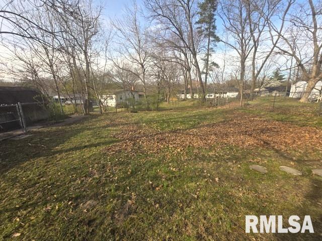 2012 East Richview Road Mount Vernon, IL 62864 - Photo 33 of 36 Gallery Image 33