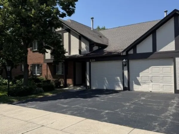 $299,900 | 230 Windsor Lane, Unit D, Willowbrook, IL 60527