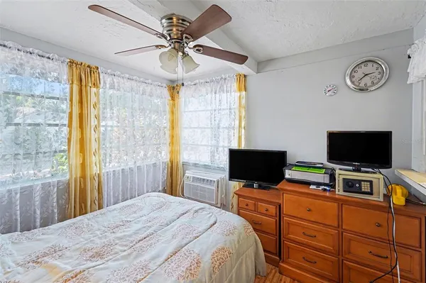 $395,000 | 1538 South Lake Avenue, Clearwater, FL 33756