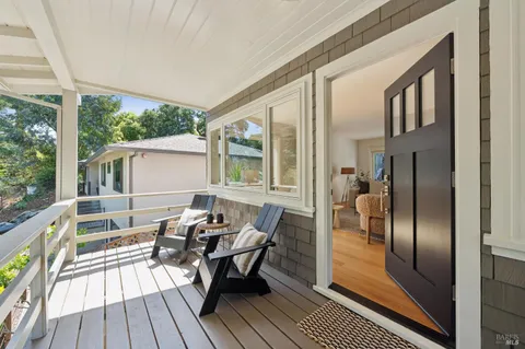 $1,695,000 | 11 Amberwood Lane, San Anselmo, CA 94960
