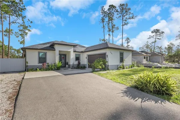 $529,900 | 3743 16th Avenue Southeast, Naples, FL 34117